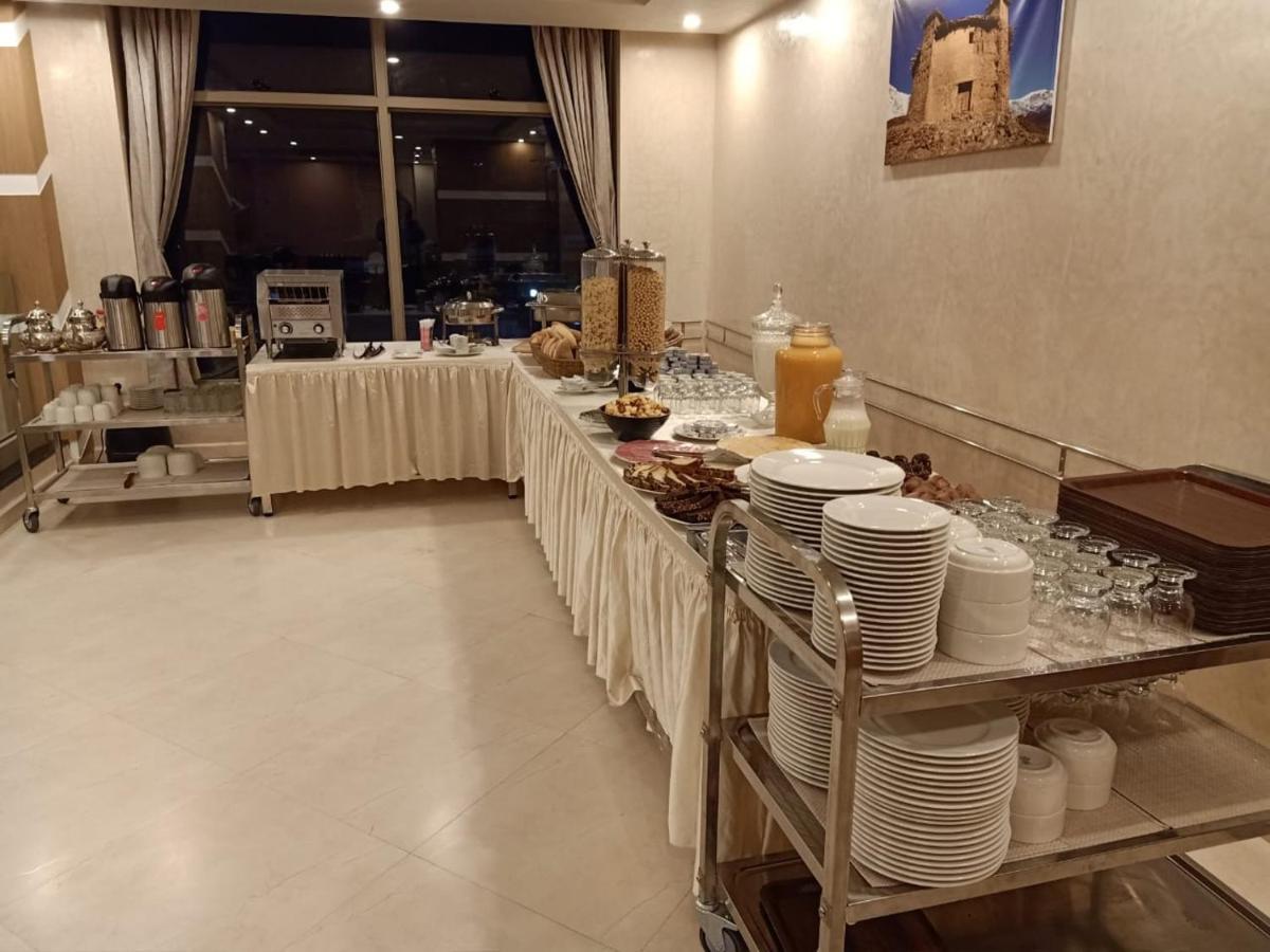 Hotel Makarim Тетуан Экстерьер фото